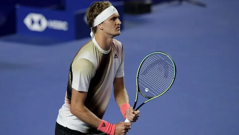 Зверев возмутился медицинским тайм-аутом Алькараса в полуфинале Australian Open