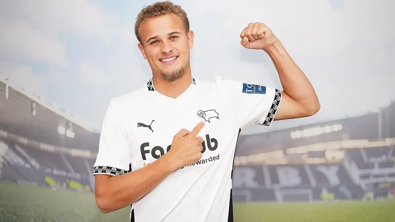 Юстас рассказал о будущем полузащитника «Гоу Эхед Иглз»