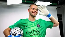 Шевалье пропустил рекордный за 90 лет гол в дебюте за Францию