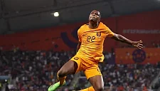 Дензел Дюмфрис: «Поздний гол Польши оставил горькое послевкусие»