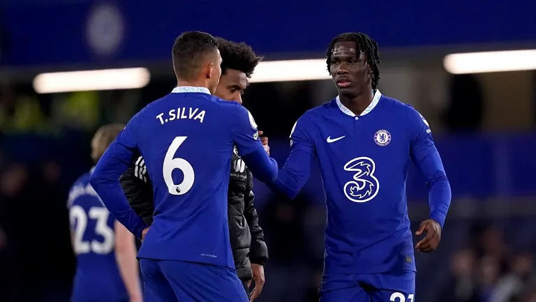 «Ницца» заинтересована в приобретении Давида Фофаны из «Челси»