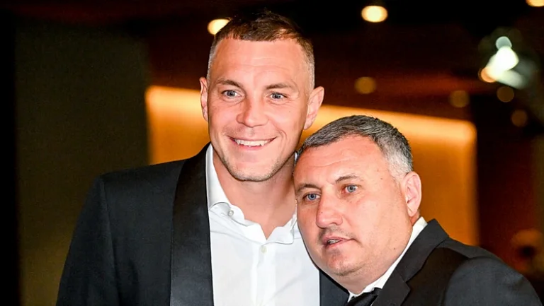 Дзюба поддержал Тедеева и выразил готовность оставаться