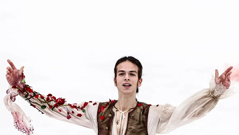 Сняли кадры первой тренировки фигуриста Петра Гуменника на олимпийской арене