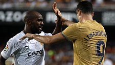 «Валенсия без правых защитников: новый удар для клуба»