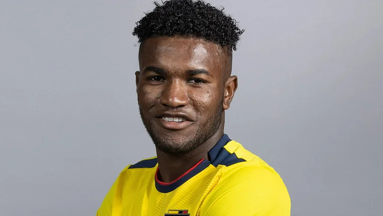 Сифуэнтес готов к аренде в «Торонто»