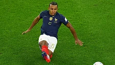 Защитник «Барселоны» Жюль Кунде пропустил тренировку сборной Франции