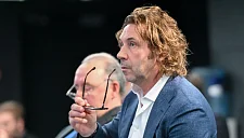 Мостовой снял фото с Дасаевым и Самедовым на матче в честь Симоняна