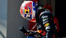 Ферстаппен лидирует в Баку от старта до финиша