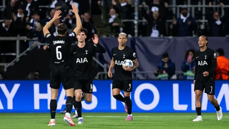 Когда сыграют «Лидс Юнайтед» – «Тоттенхэм»?