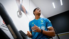 Аллегри дал шанс Де Винтеру еще в «Ювентусе» четыре года назад