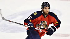 Аарон Экблад догнал Форслинга по очкам в плей-офф и вошёл в историю «Флориды»

