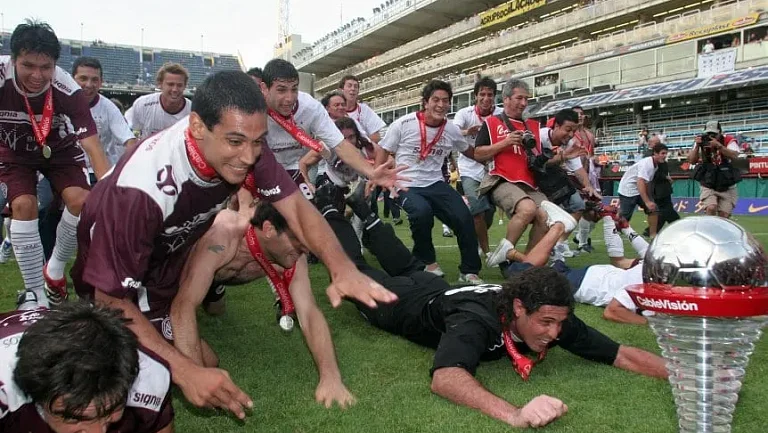 Ланус на Бомбонере: история двух ударов по амбициям Боки Хуниорс

