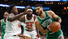 «Нью-Йорк» против «Бостона»: горячая дуэль на Востоке продолжается