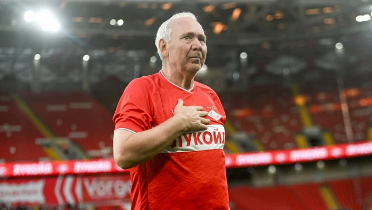 Романцев: На «Лужниках» выкуривал пачку сигарет и даже больше