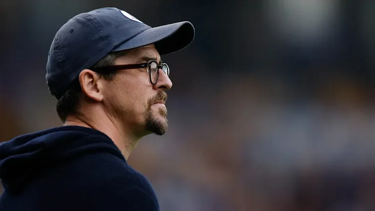 Бывший футболист «Сити» получил условный срок за посты в интернете