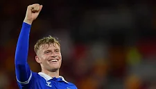 «Манчестер Юнайтед» готовит атаку на защитника «Эвертона»