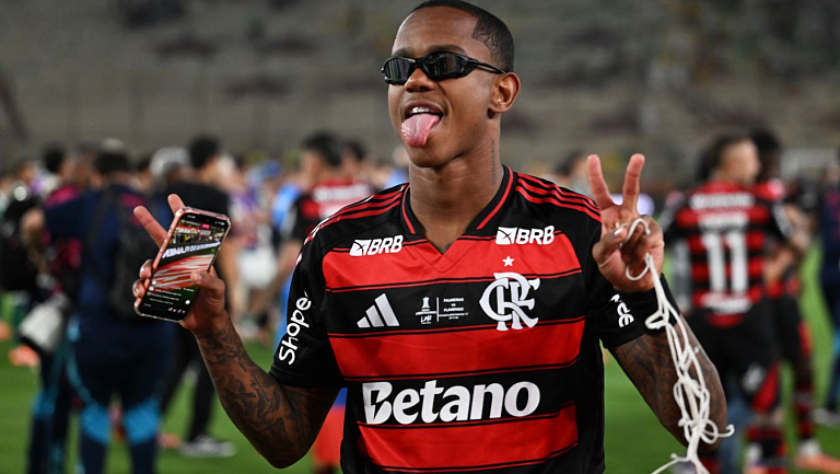 O Globo: «Зенит» вступил в борьбу за форварда «Фламенго»