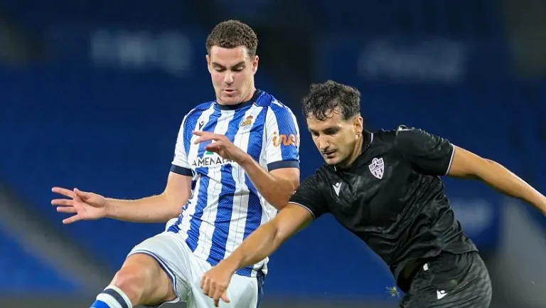 «Реал Сосьедад Б» встретится с непобедимым «Кадисом»