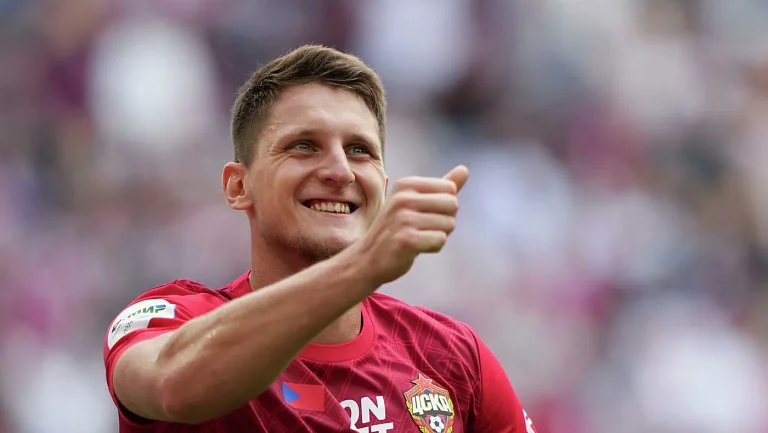 Защитник ЦСКА Дивеев заявил: «Готов поехать с Акинфеевым на рыбалку»