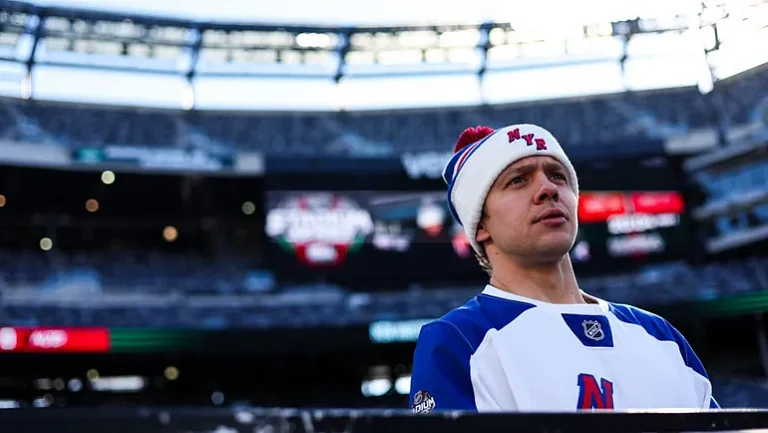 Панарин завершил результативную серию в НХЛ в матче против «Лос-Анджелеса»