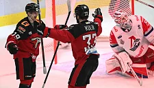 Локомотив на грани вылета! Может ли Авангард шокировать и выбить фаворита?