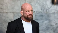 Монсон заявил о желании провести последний бой в карьере