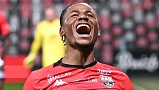 «Рубин» близок к подписанию форварда «Генгама» Жака Сива