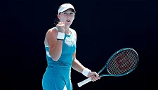 Мирра Андреева уверенно вышла в четвертьфинал турнира в Дубае