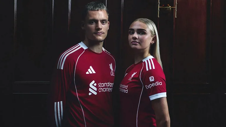 «Ливерпуль» и Adidas побили рекорд продаж формы