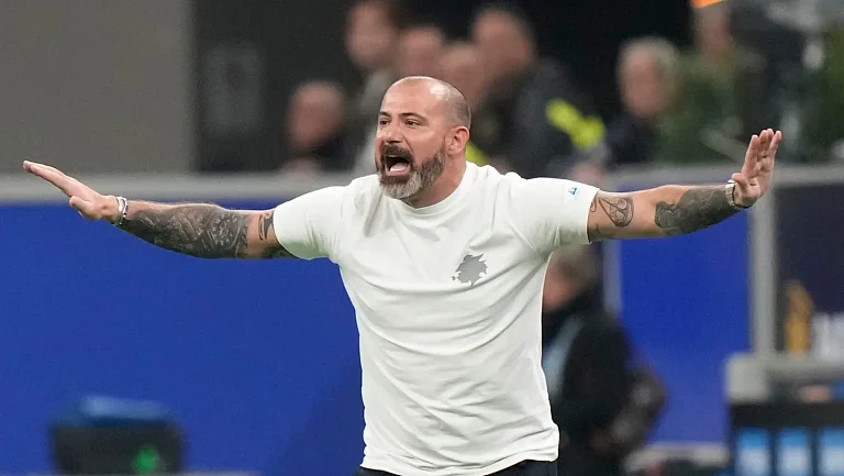 Пятибратов иронично оценил замены Станковича в «Спартаке»