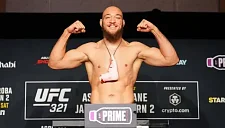 Названы обладатели бонусов турнира UFC 321