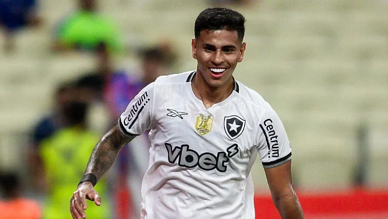 Трансфер защитника «Ботафого» Рикардо в «Динамо» сорвался