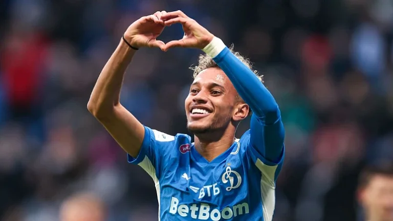 Полузащитник «Динамо» Бителло признан лучшим игроком сентября