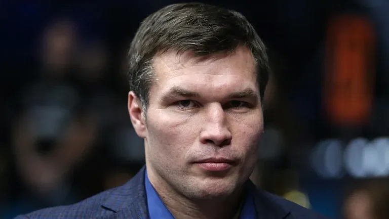 Дрозд высмеял поражении Пола от Джошуа, назвав его «испуганным поросёнком»