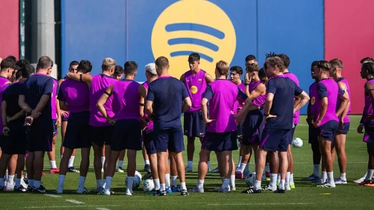 Ханси Флик настраивает игроков «Барсы» только на победу в игре с «Жироной»