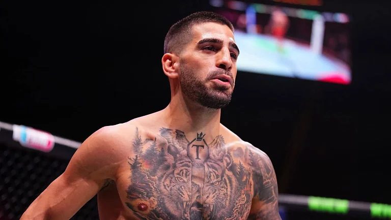 Топурия о возможном бое с Махачевым в UFC: «Я его вырублю»