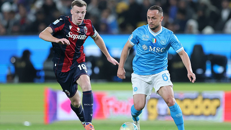 «Наполи» обыграл «Болонью» и завоевал Суперкубок Италии