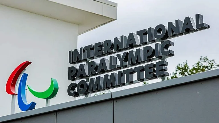 IPC хочет объяснить, почему россияне допущены только в трёх видах спорта