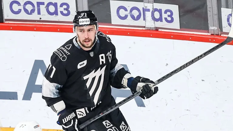 Агент Шуми Бабаев назвал перспективу Антона Бурдасова в КХЛ