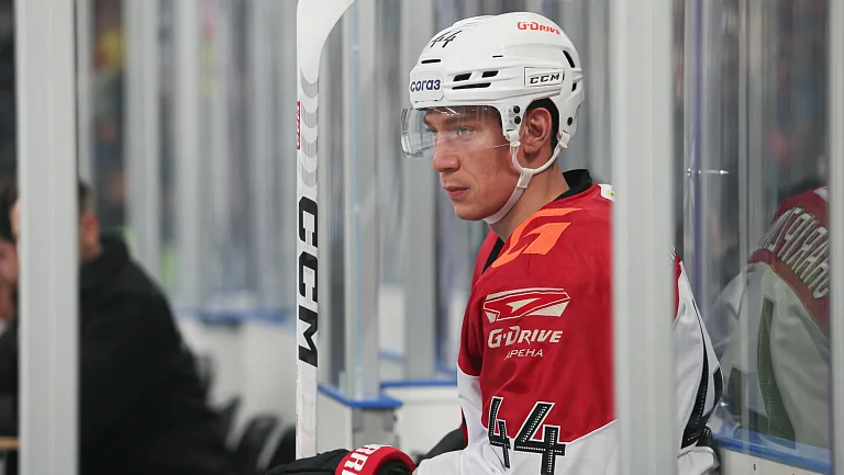 Капитан «Авангарда» догнал рекорд КХЛ по наградам игрока недели