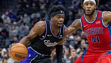 «Сакраменто» отчислил защитника Теренса Дэвиса