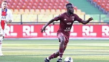 Ивуарийский хавбек Ангбан завершил аренду в «Динамо» Махачкала