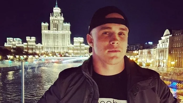 Боец поп‑ММА Артур Кулинский получил 10 суток ареста за нацистскую символику