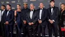 Жоан Лапорта оказался в центре внимания на вручении «Золотого мяча»