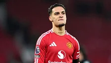 Трансфер Антони в «Бетис» сорвался из-за условий МЮ