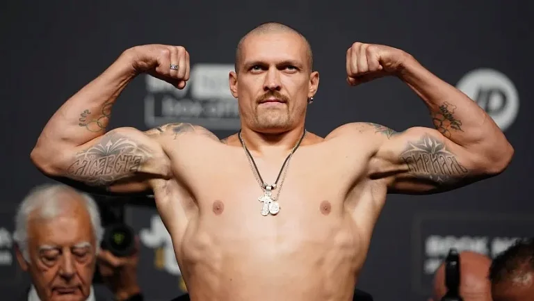 Усик назвал причину, по которой не собирается завершать карьеру в 39 лет