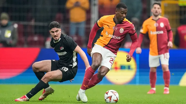 Окан Бурук высказался о будущем Карлоса Куэсты