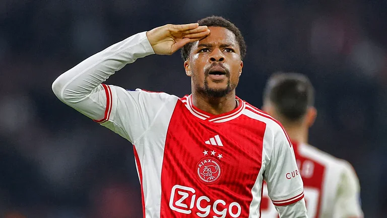 Маккенна объяснил роль Чубы Акпома в составе «Ипсвич Тауна»