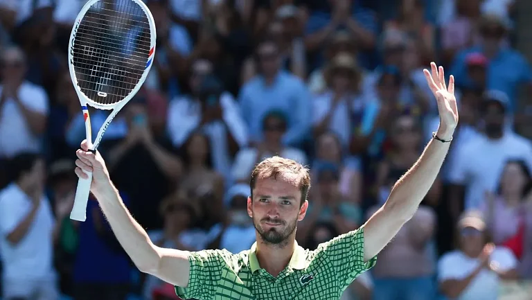 Медведев признался, что рассол помог ему в тяжёлом матче с Марожаном