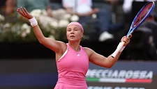 Шнайдер уступила Киз в напряжённом матче на траве в Лондоне